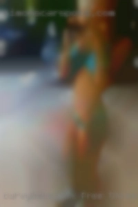 Curvybabe31xx free threesome sex ads