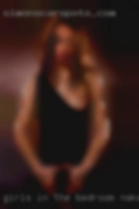 girls in the bedroom naked