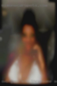 swingers MFM threesome ads